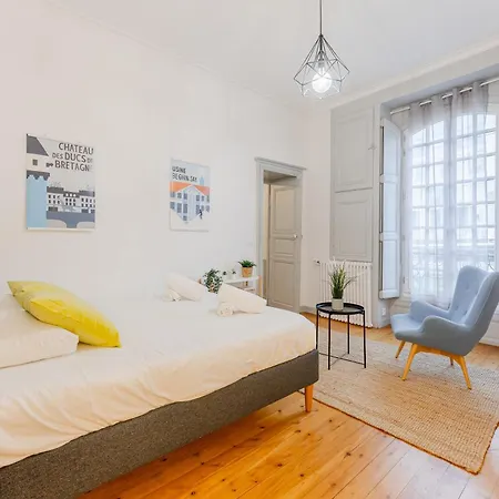 Esprit Feydeau- De Charme En Hypercentre De Apartamento